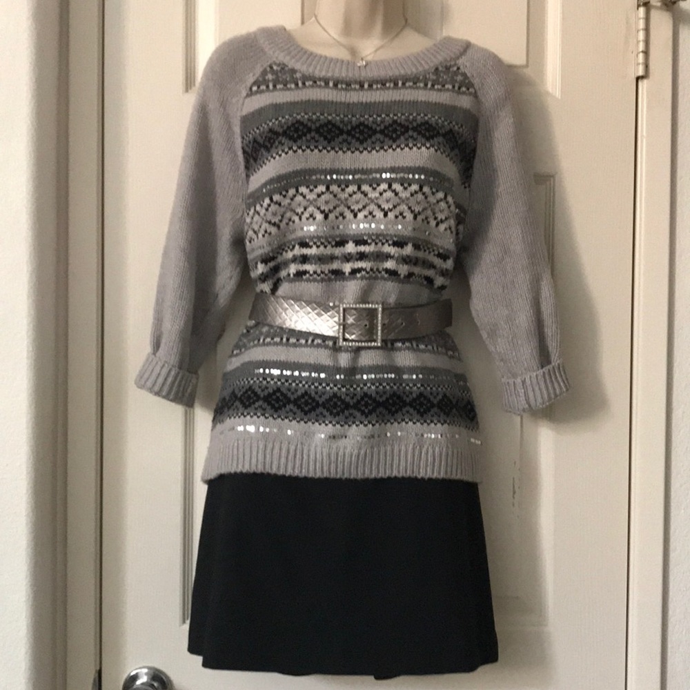 Old Navy Sequins Gray 3/4 Quarter Sleeves Sweater